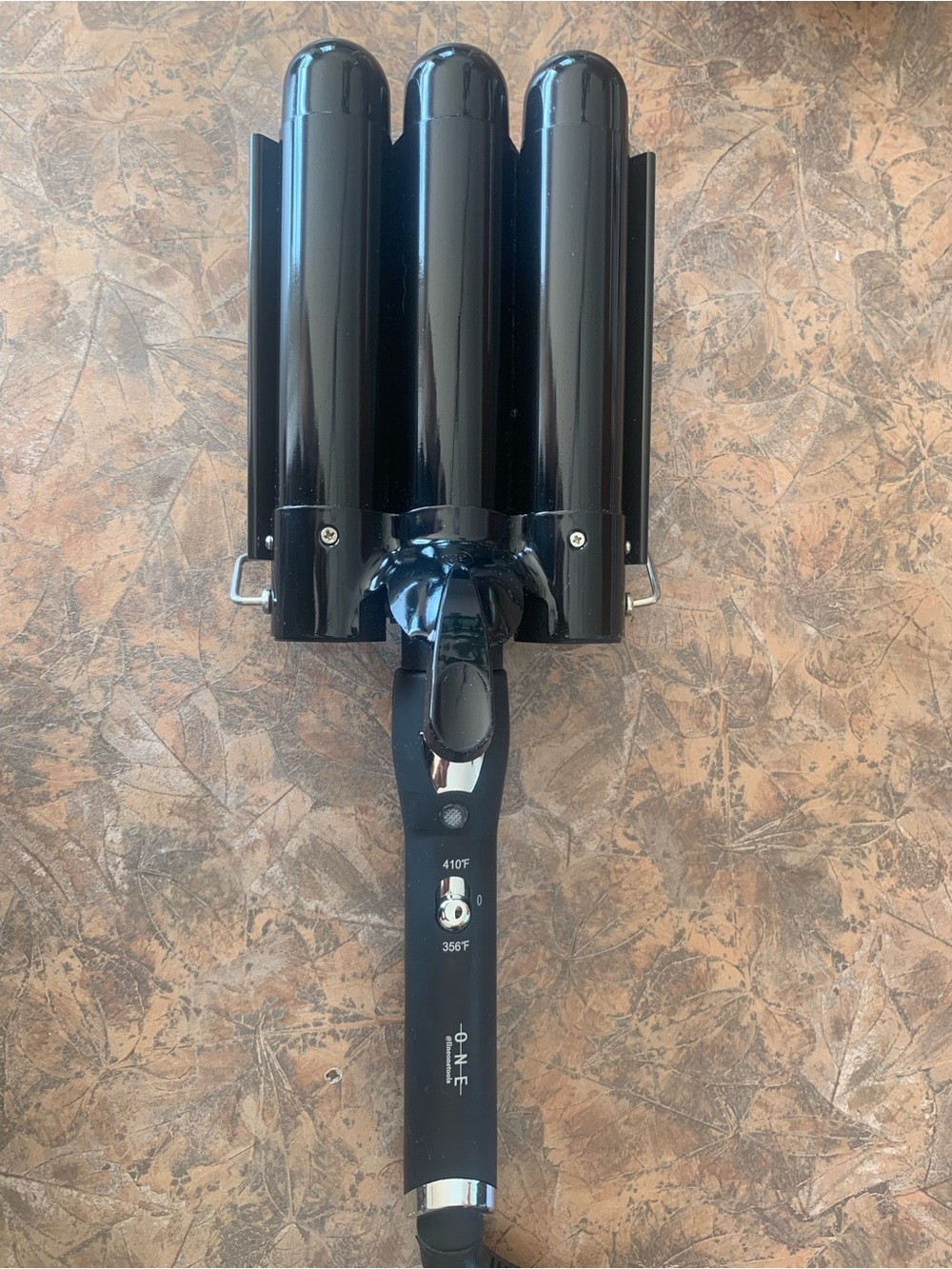 3 Barrel Hair Waver - Styling Tool